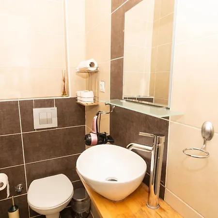 1br House 15 Steps From Galata Tower イスタンブール