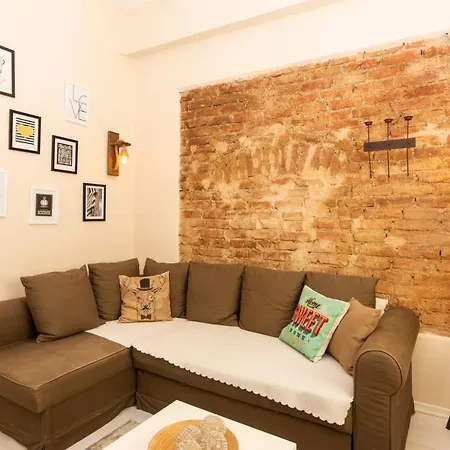 Apartment 1br House 15 Steps From Galata Tower